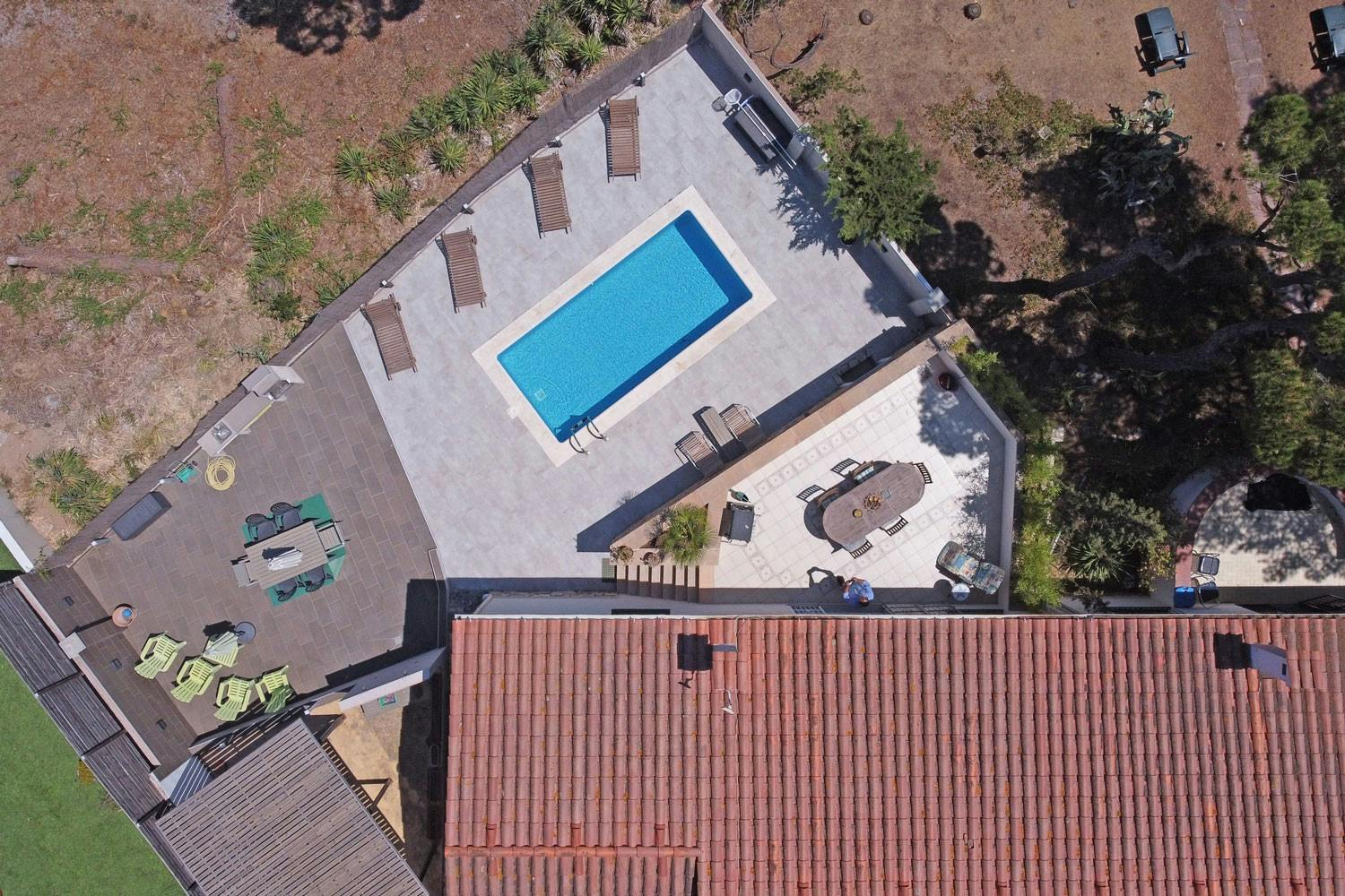 Cosy L'Escala holidayhome: Pool, Views, Family Fun!