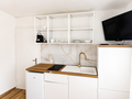 [PEARL05] Large Studio with Entry Vestibule
