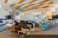 CROGO Villa Paradiz: Your spacious holiday home with pool and outdoor kitchen