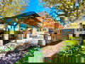 CROGO Villa Paradiz: Your spacious holiday home with pool and outdoor kitchen