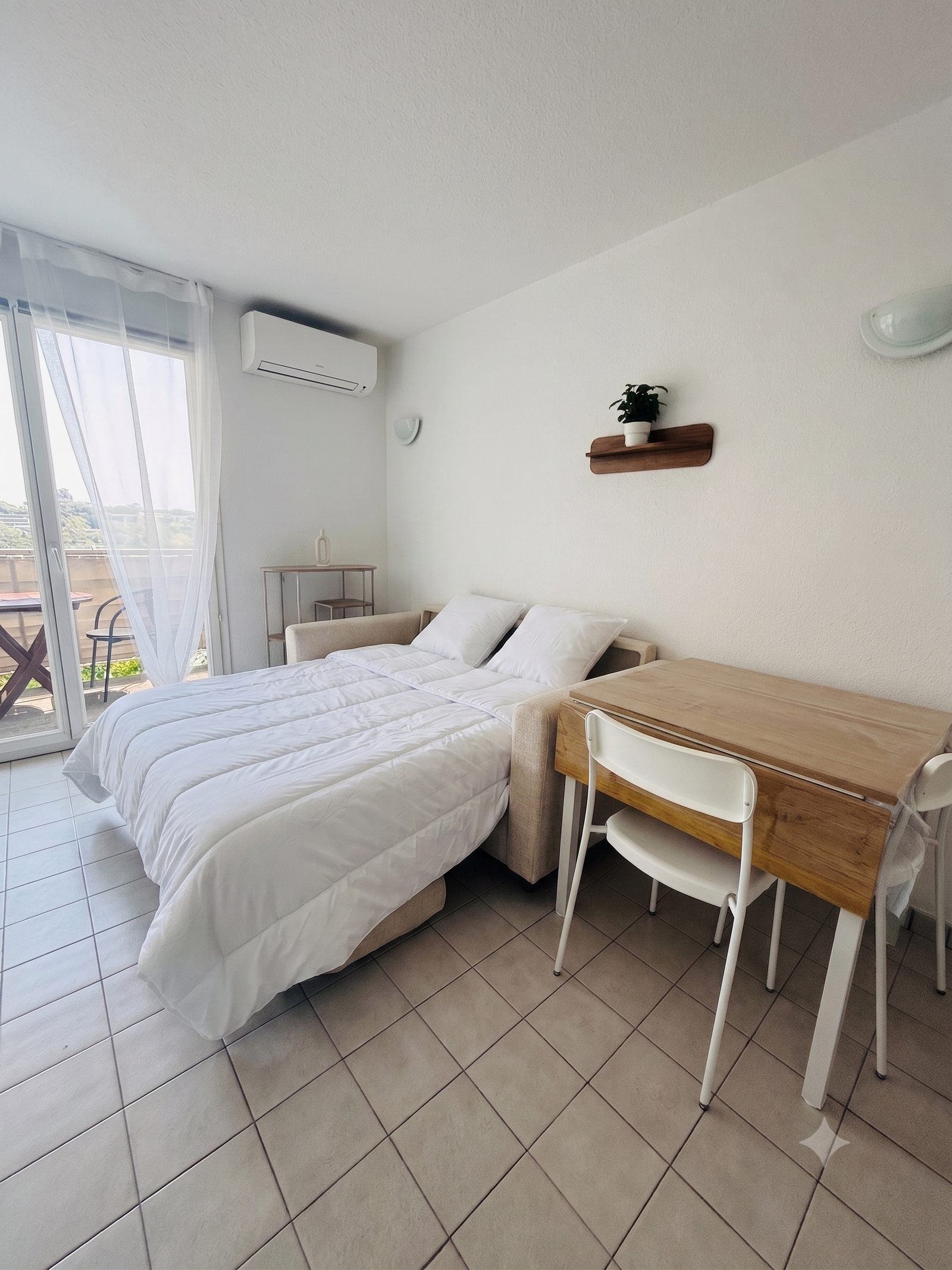 Studio Équipé Valbonne, Clim & Piscine