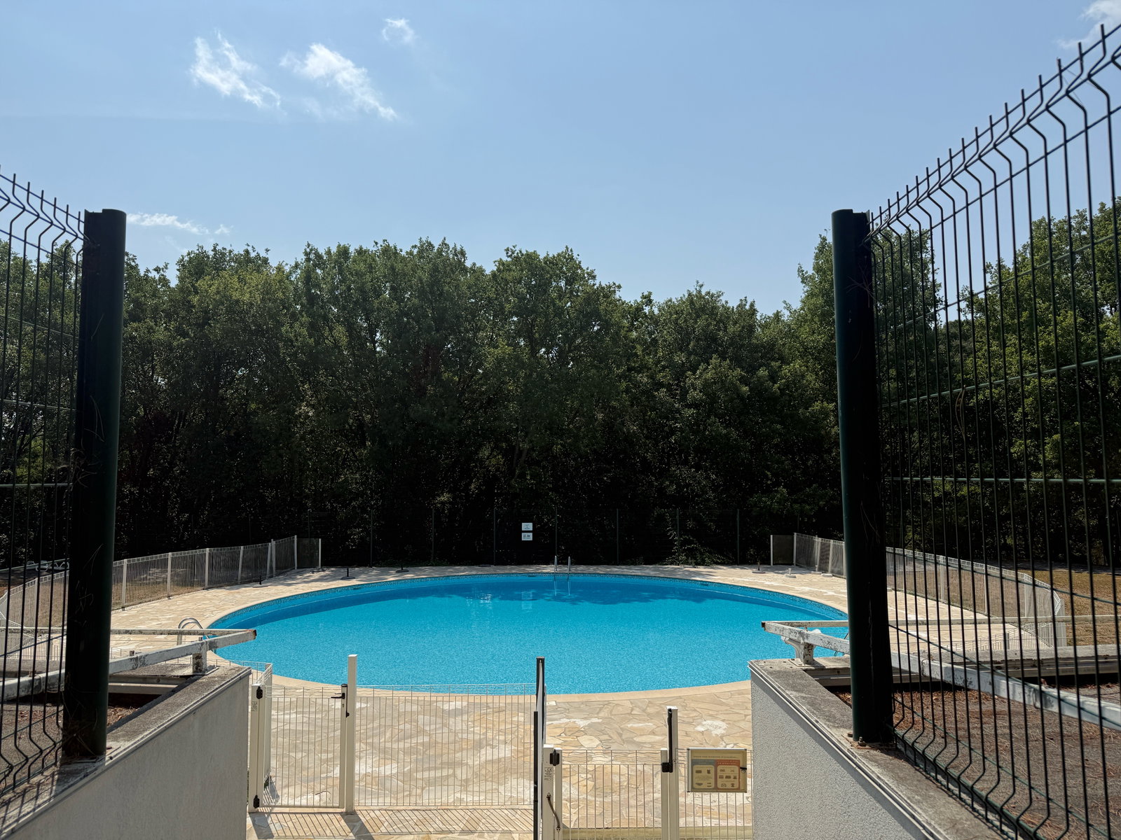 Studio Équipé Valbonne, Clim & Piscine