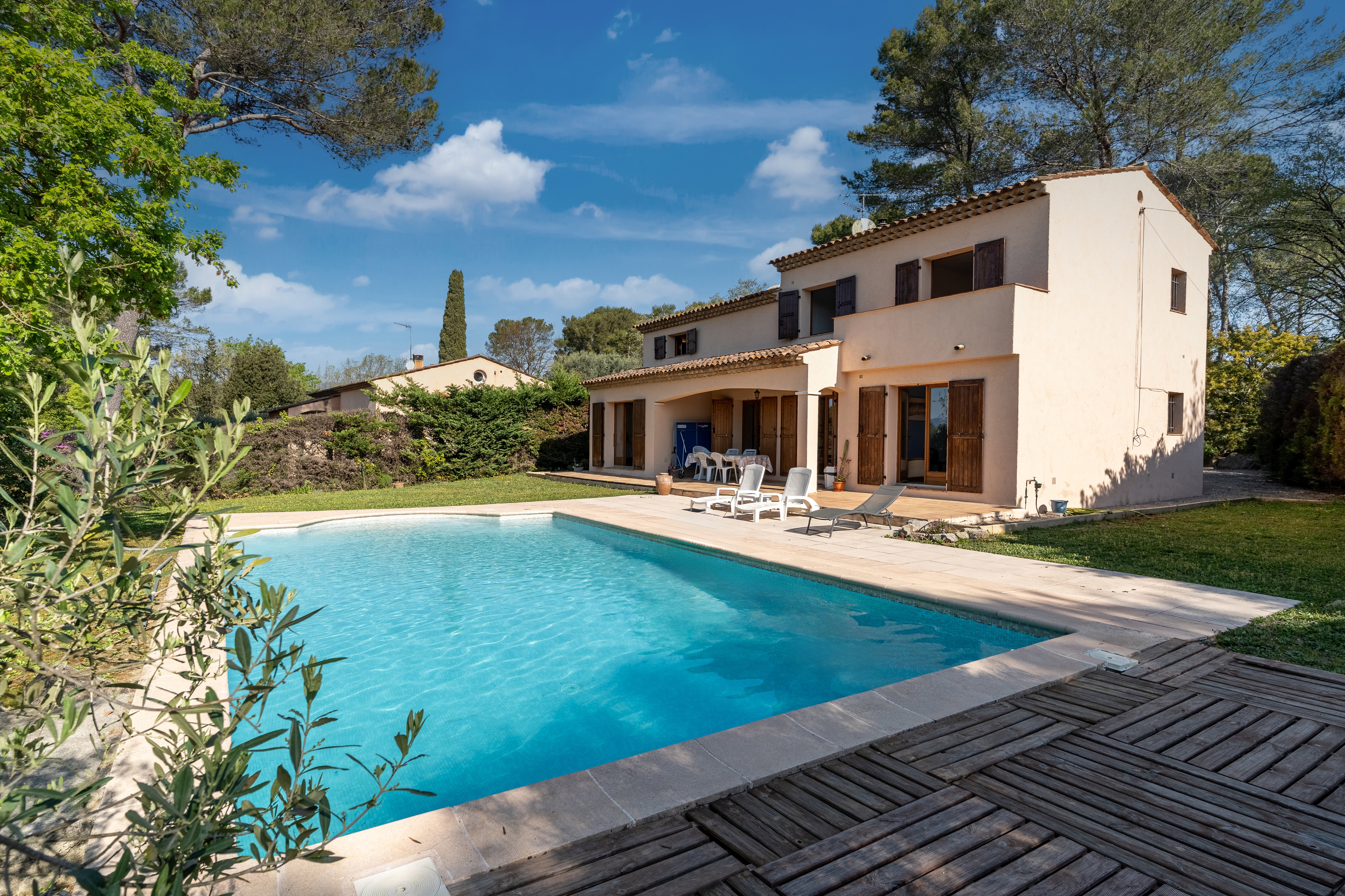 Maison au Calme avec vue verdoyante