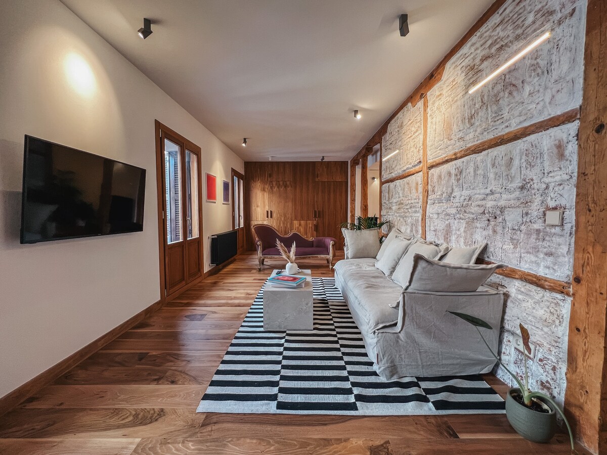¡Bienvenidos al acogedor hogar en Chueca, Madrid!