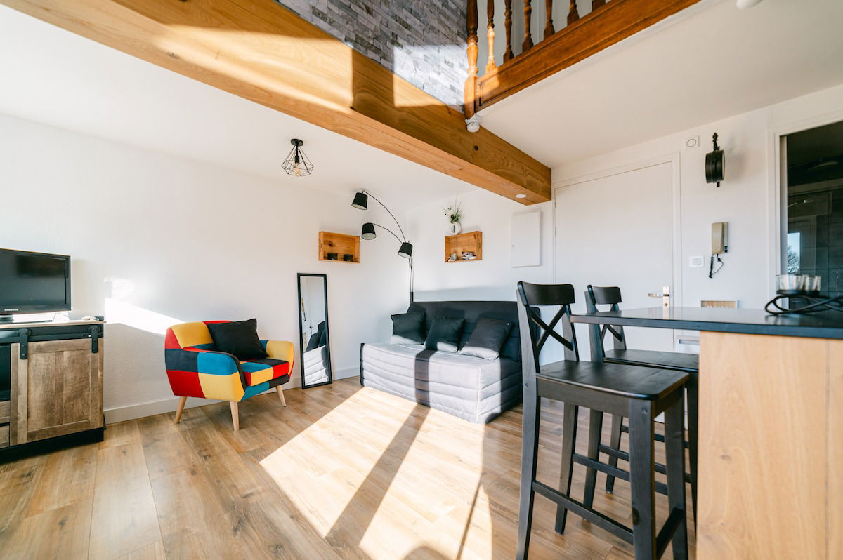  La pièce de vie, ultra lumineuse et chaleureuse ✨