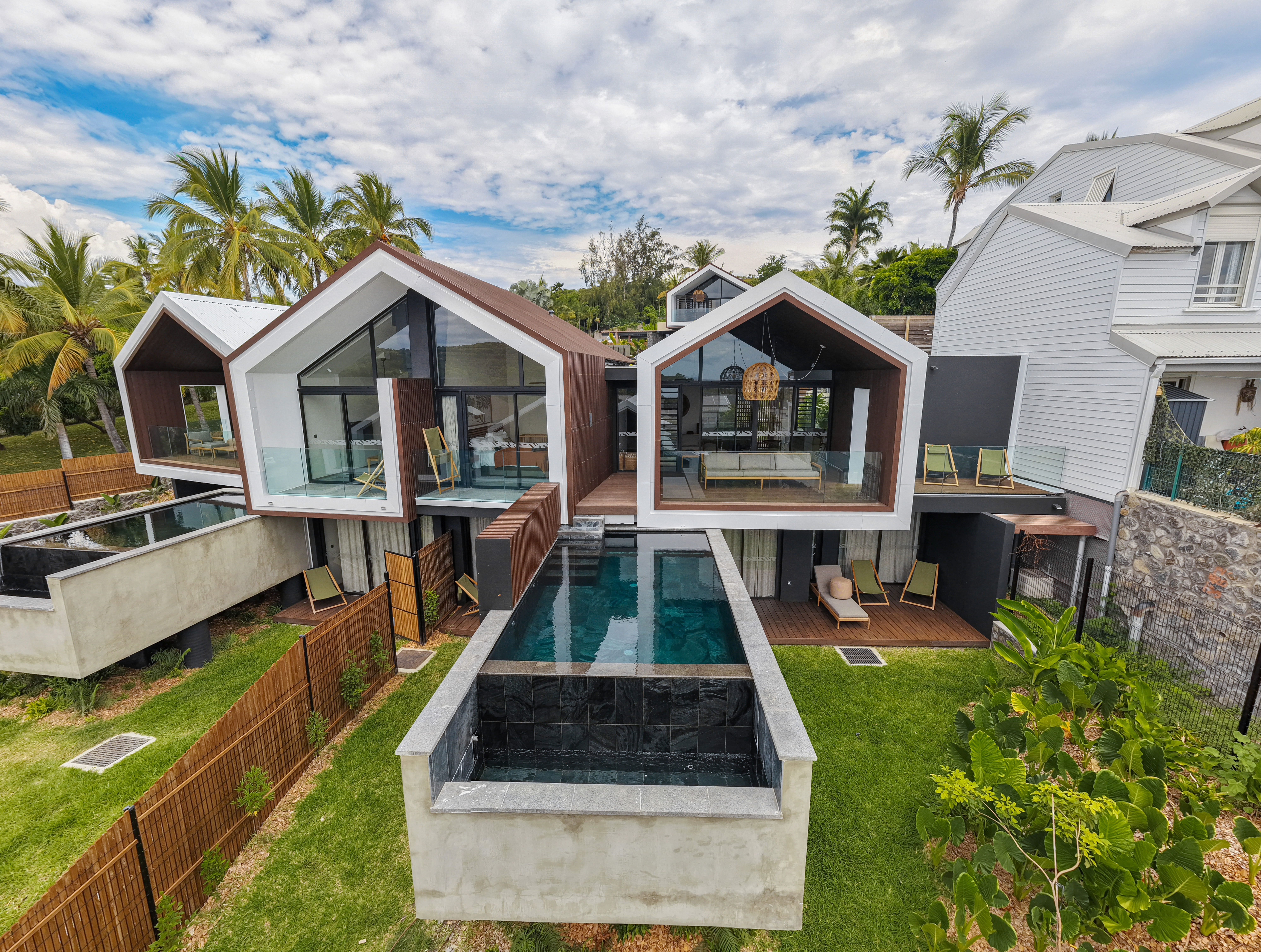 Villa Leonard: 4 suites with private bathrooms, suspended pool