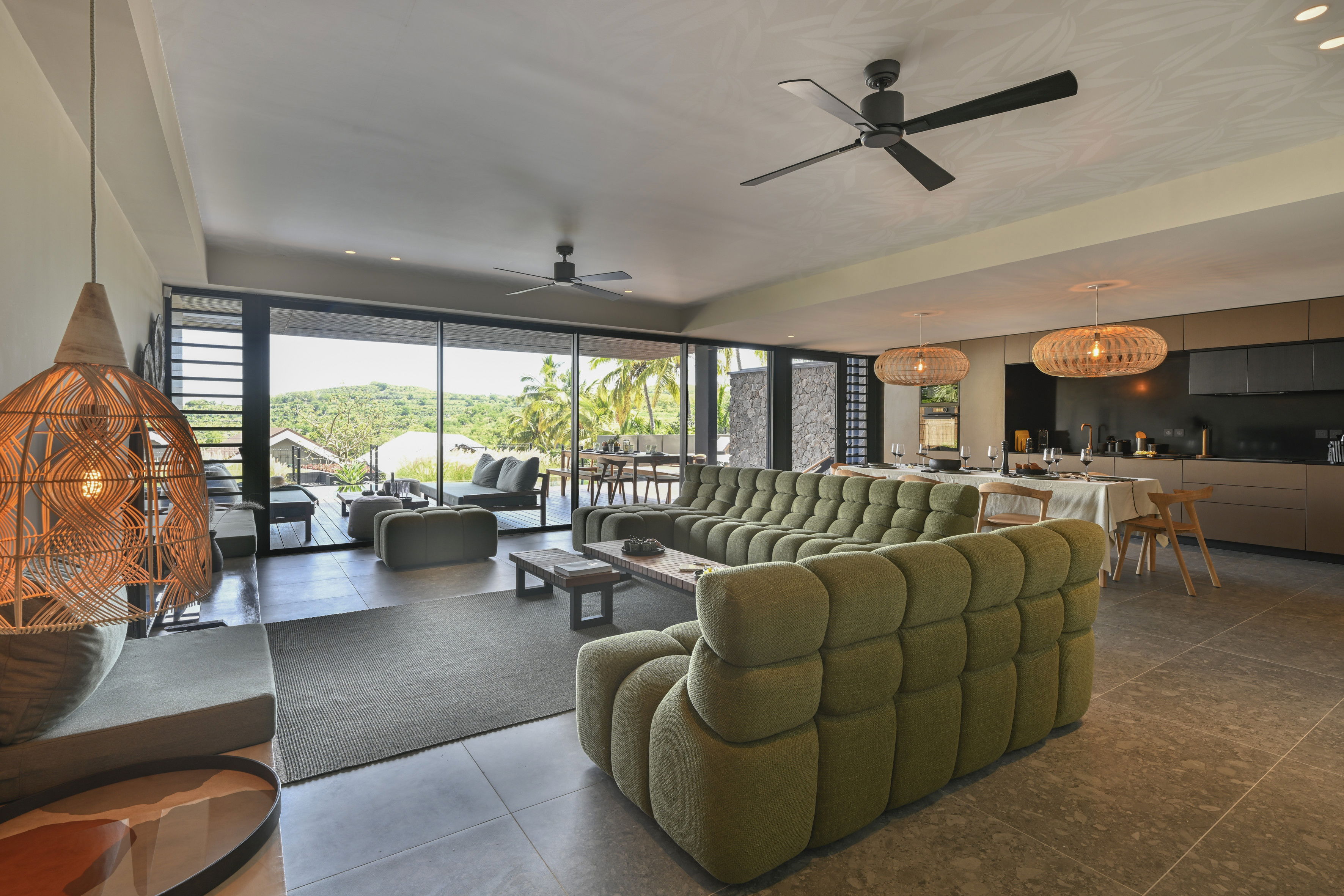 Luxury Villa in the Heart of a Tropical Estate - Saint-Gilles-les-Bains