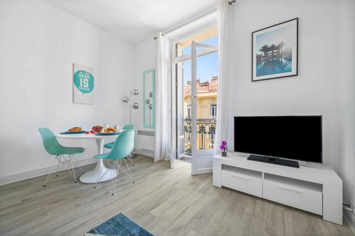 ✨L'ASTORIA✨  au Coeur du Centre-Ville - Bord de Mer - Wifi