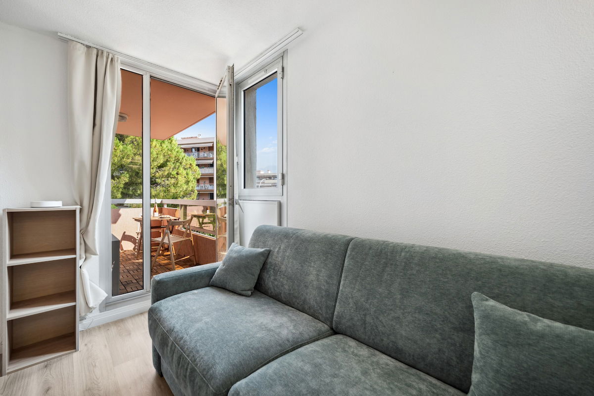 Séjour / Accès terrasse