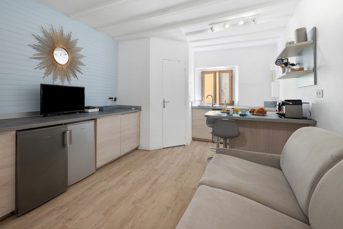 Bleu d'Azur Hyper Center - Old Menton - Beach