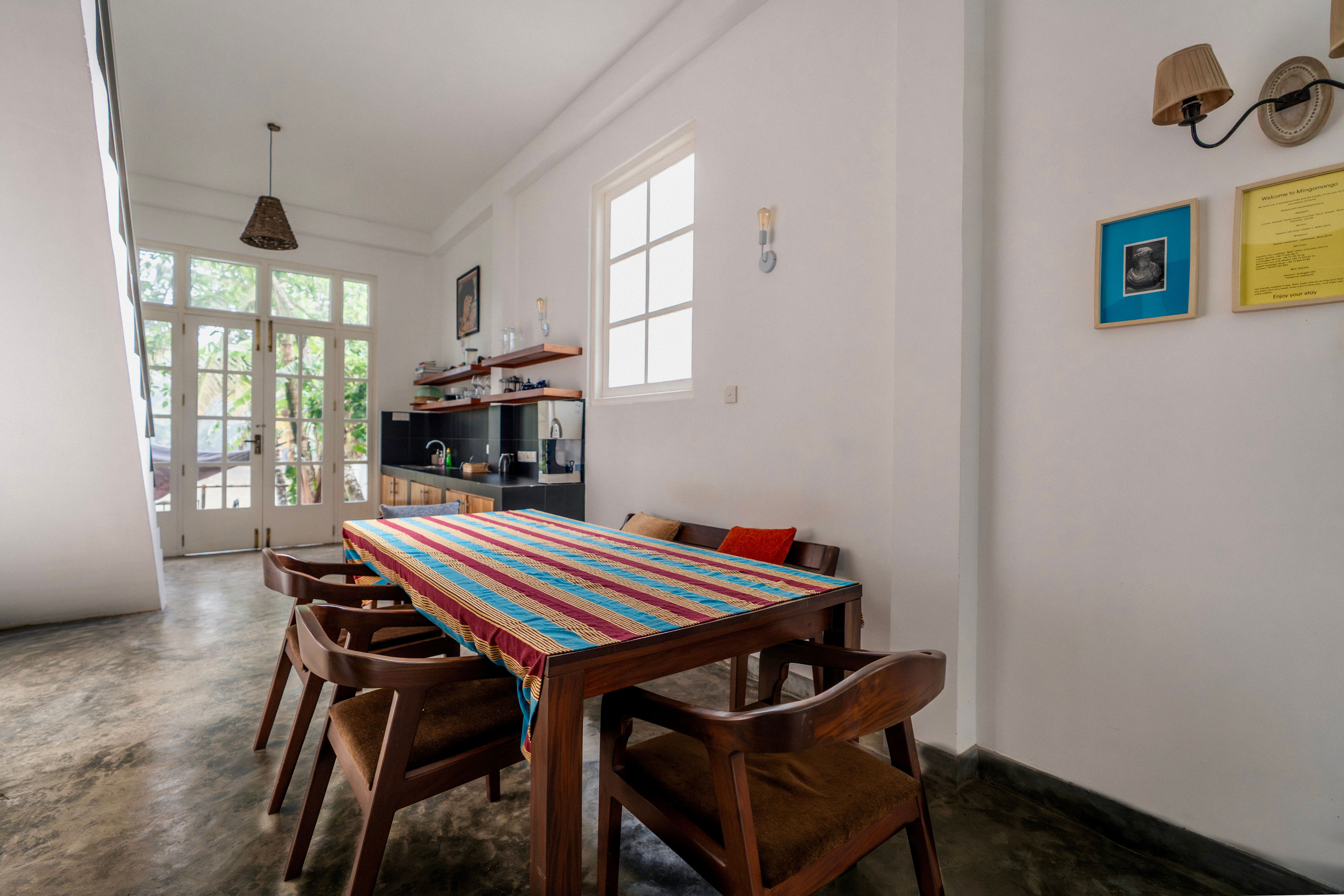 Mingomango modern and peaceful riverview villa at beach Weligama