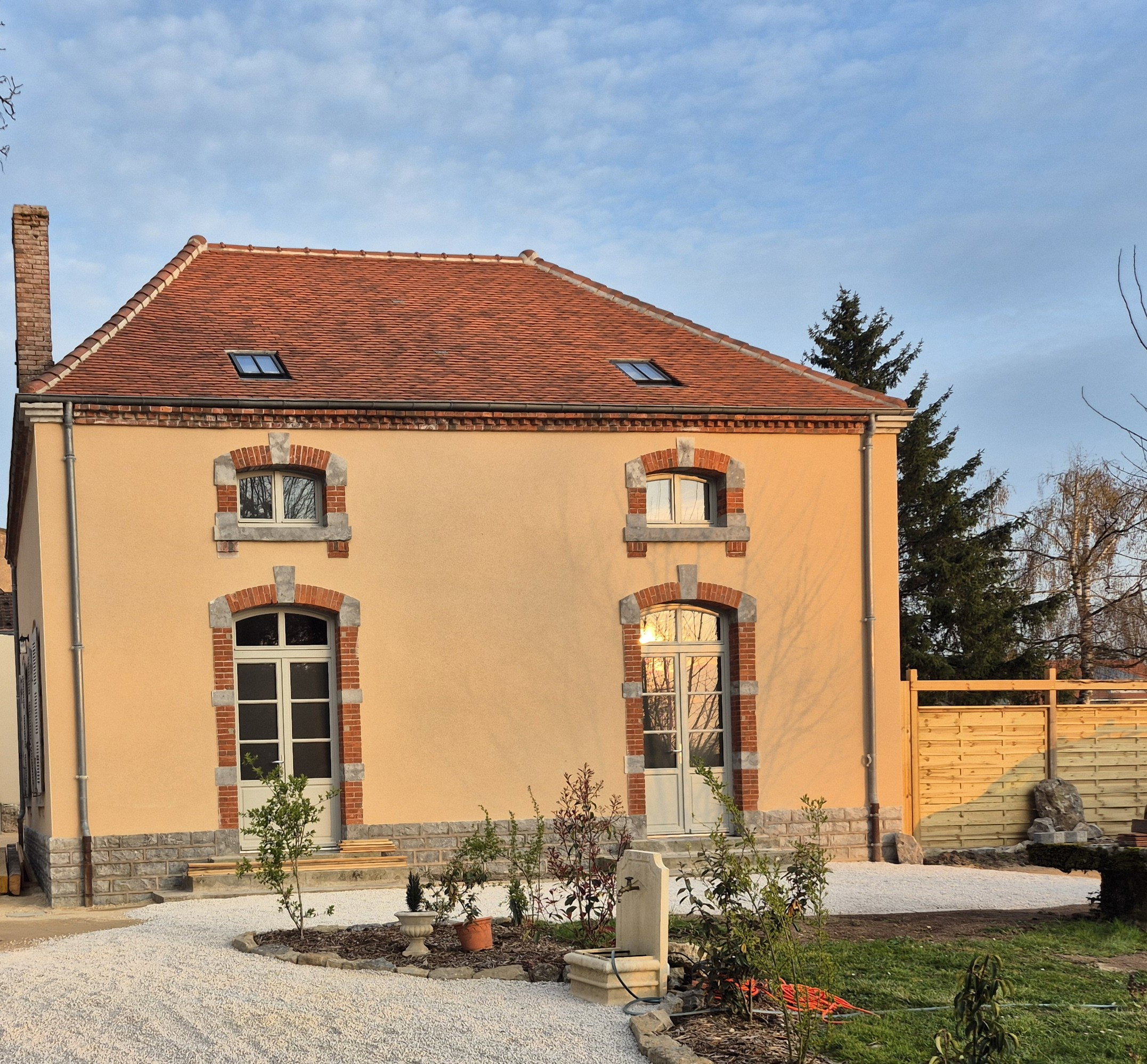 Gîtes Douceur et Rives de Bourgogne - 4 étoiles - 6pers - Terasse & Extérieur
