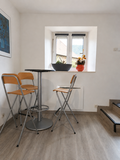 2 to 4-person duplex, all comforts included