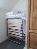 2 to 4-person duplex, all comforts included