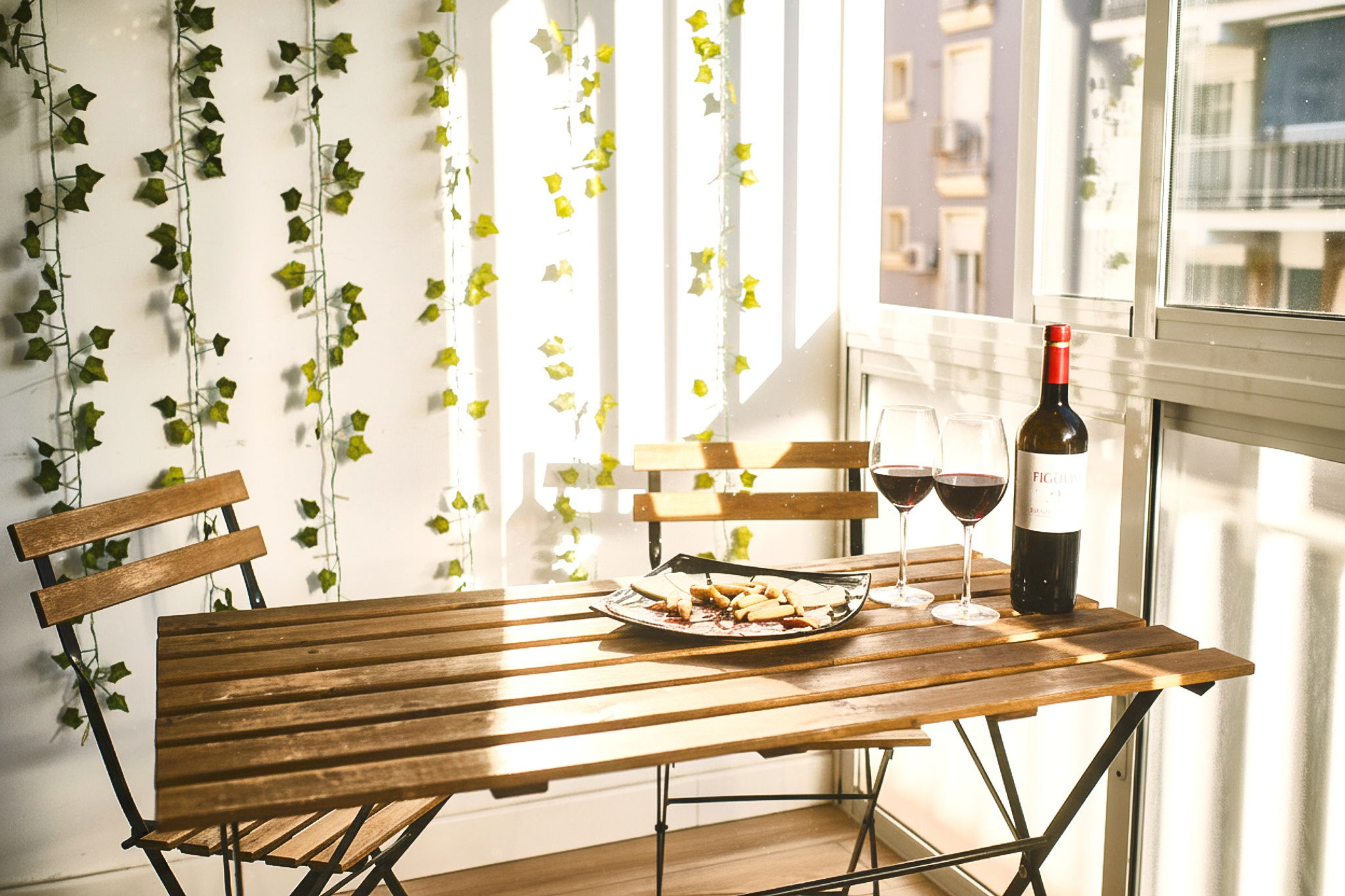 Sweet Home Victoria private terrace, two bathrooms, air conditioning