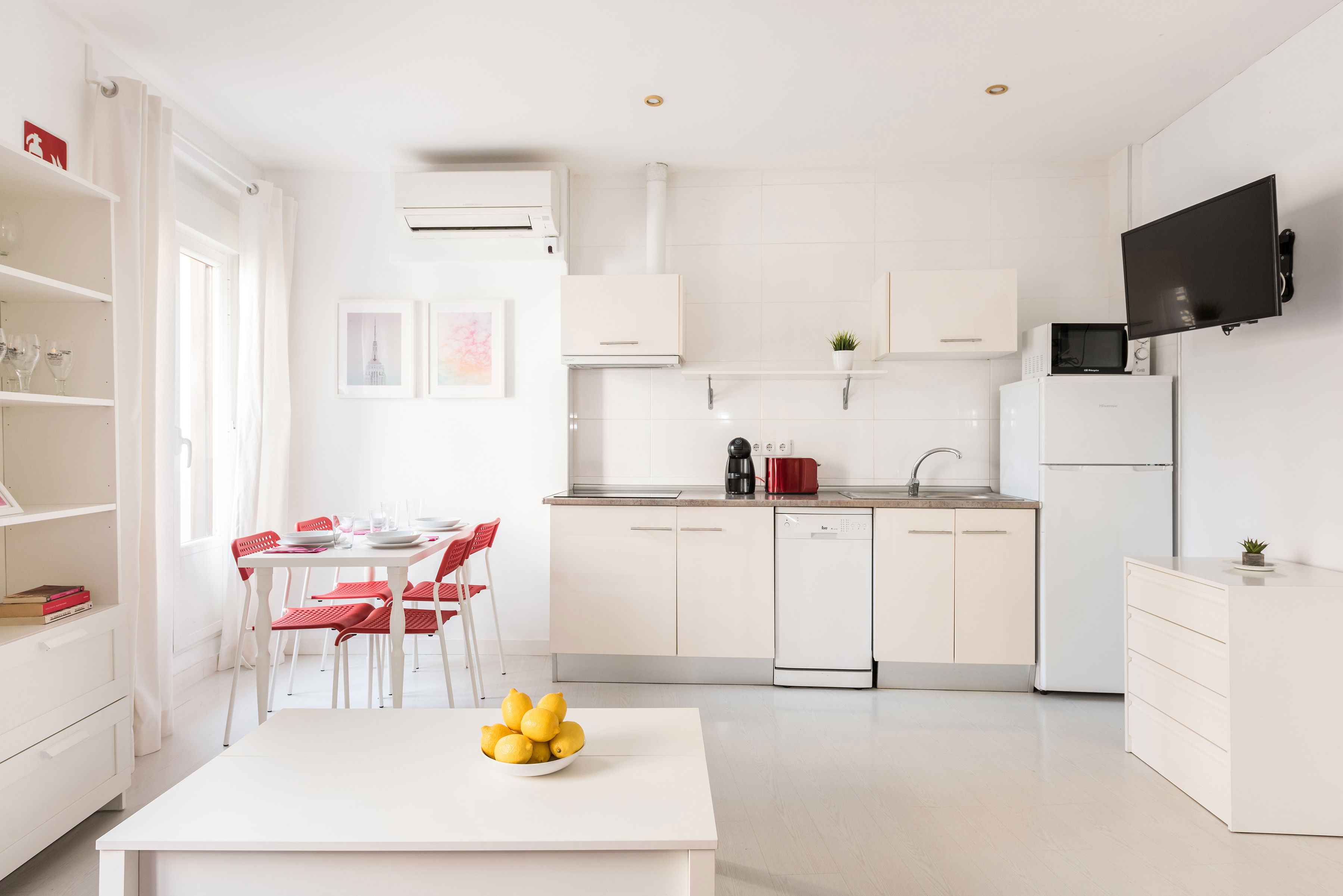 Bright apartment in the heart of Madrid