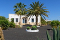 Villa in Bestlage von Puerto Calero - nur wenige Meter vom Meer entfernt