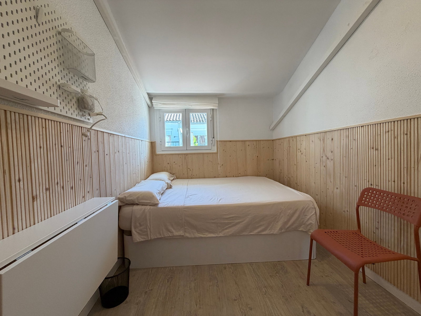 Fully equipped renovated 3 bedrooms apartment in the historical center of Madrid