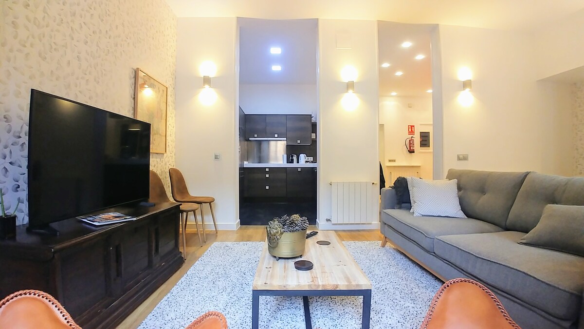 Elegante apart. 4 dormitorios en Malasaña, AC y wifi