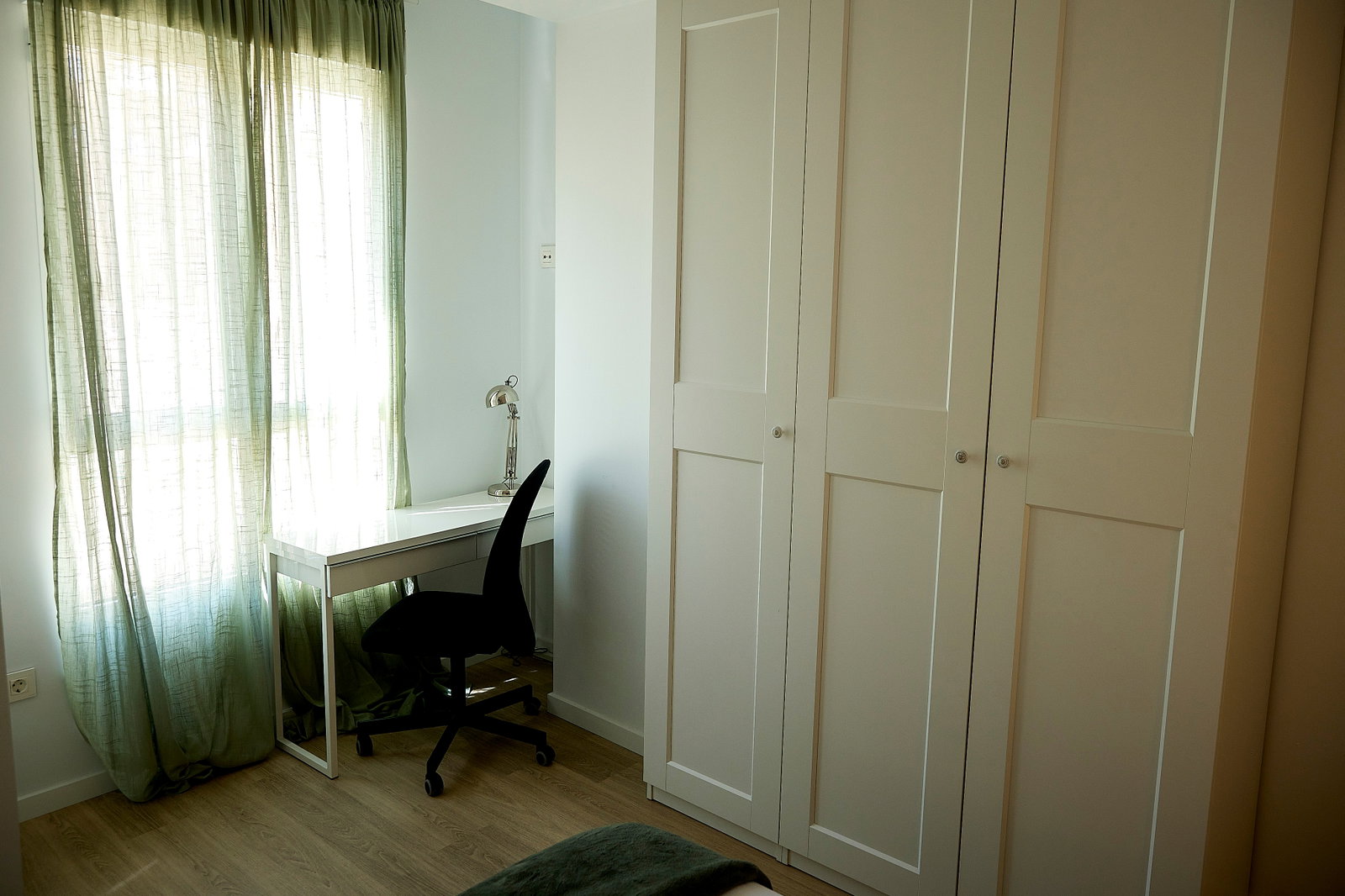 Complete private apartment with 2 double bed room / 2 baths