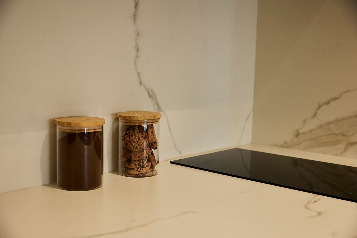 Complete private apartment with 2 double bed room / 2 baths