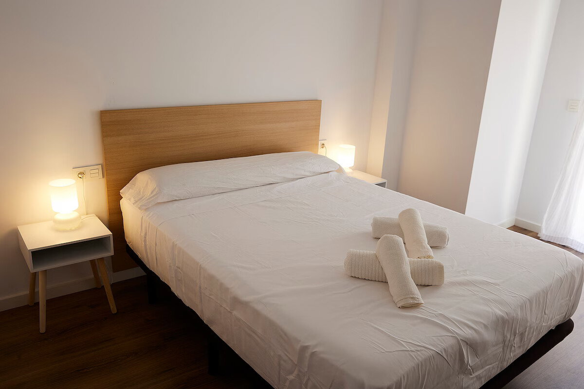 HABITACION PRINCIPAL CON TERRAZA Y BAÑO EN SUITE