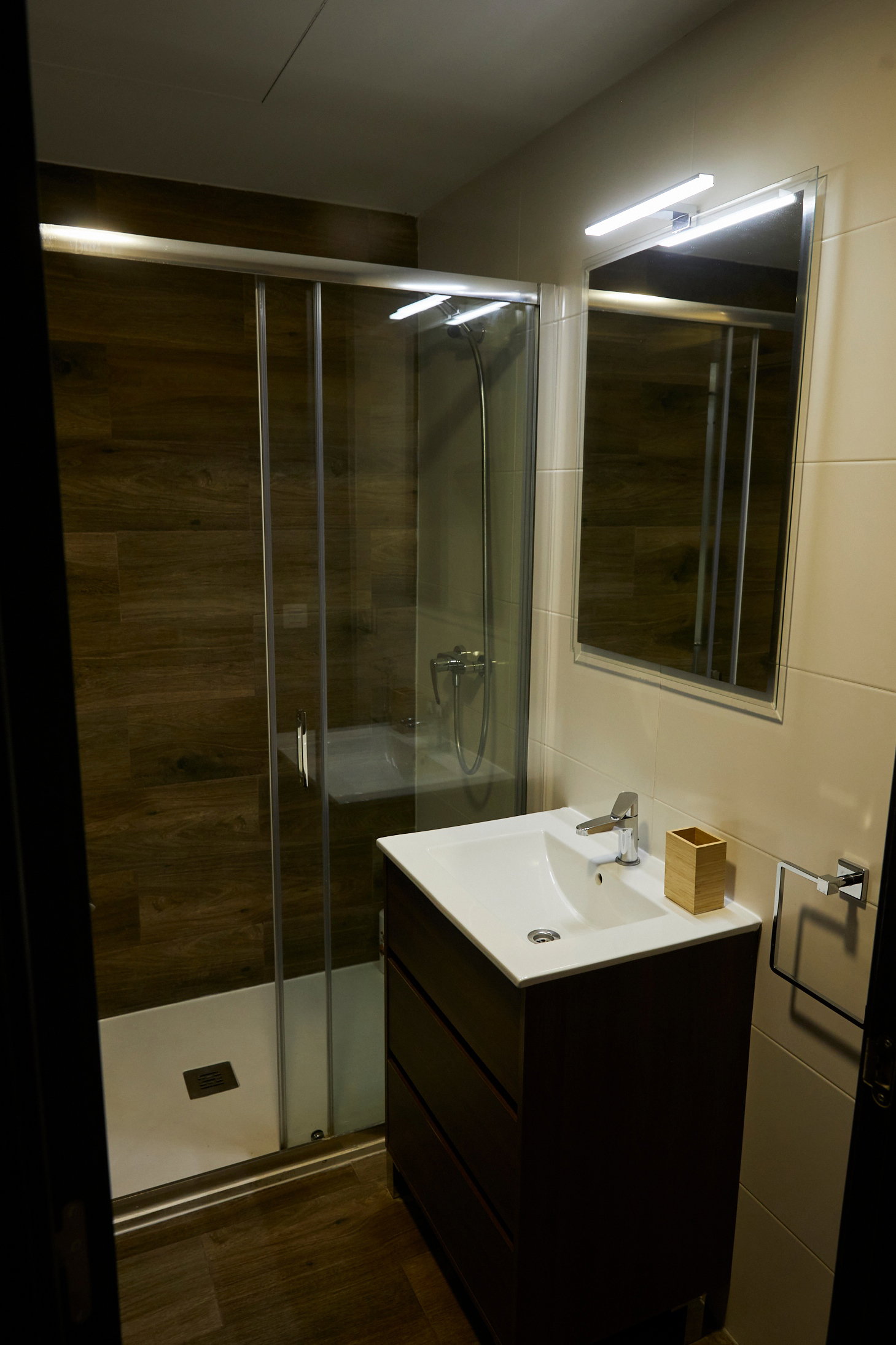 Double private apartment 2 rooms 2 bath.