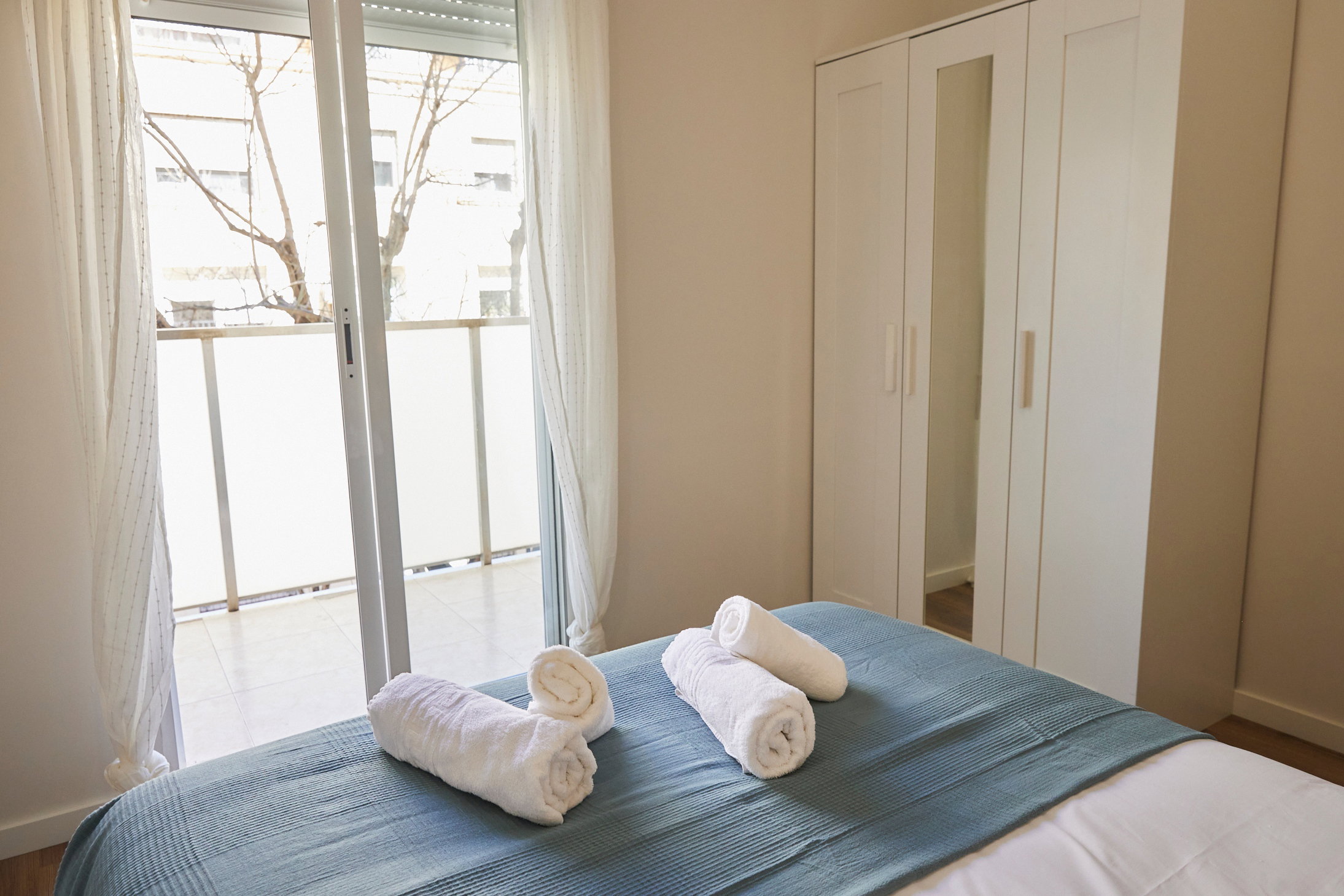 Double private apartment 2 rooms 2 bath.