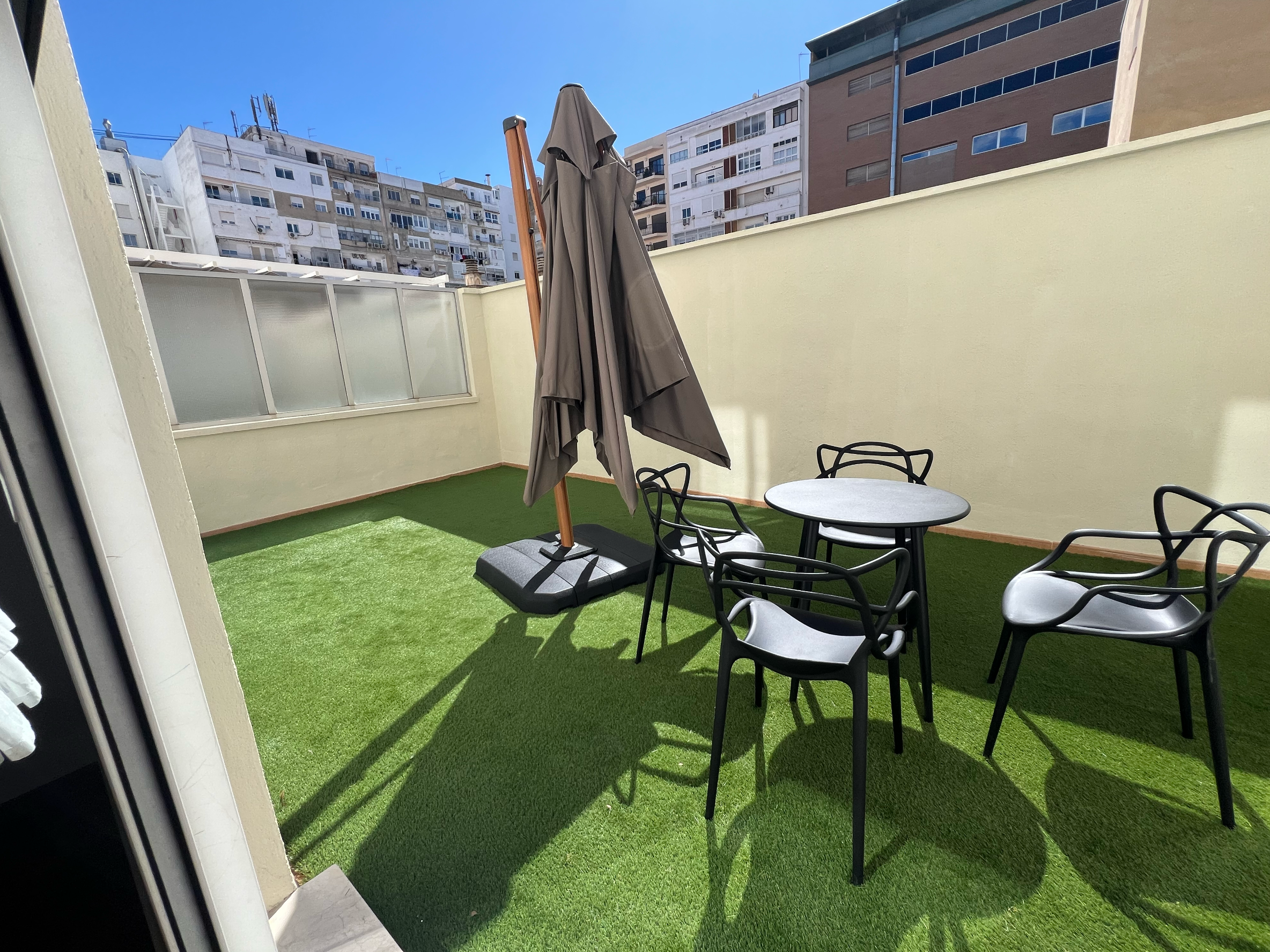 Sunny Terrace 2rooms&2baths