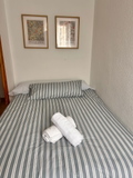 roomsBed