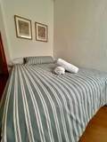 roomsBed