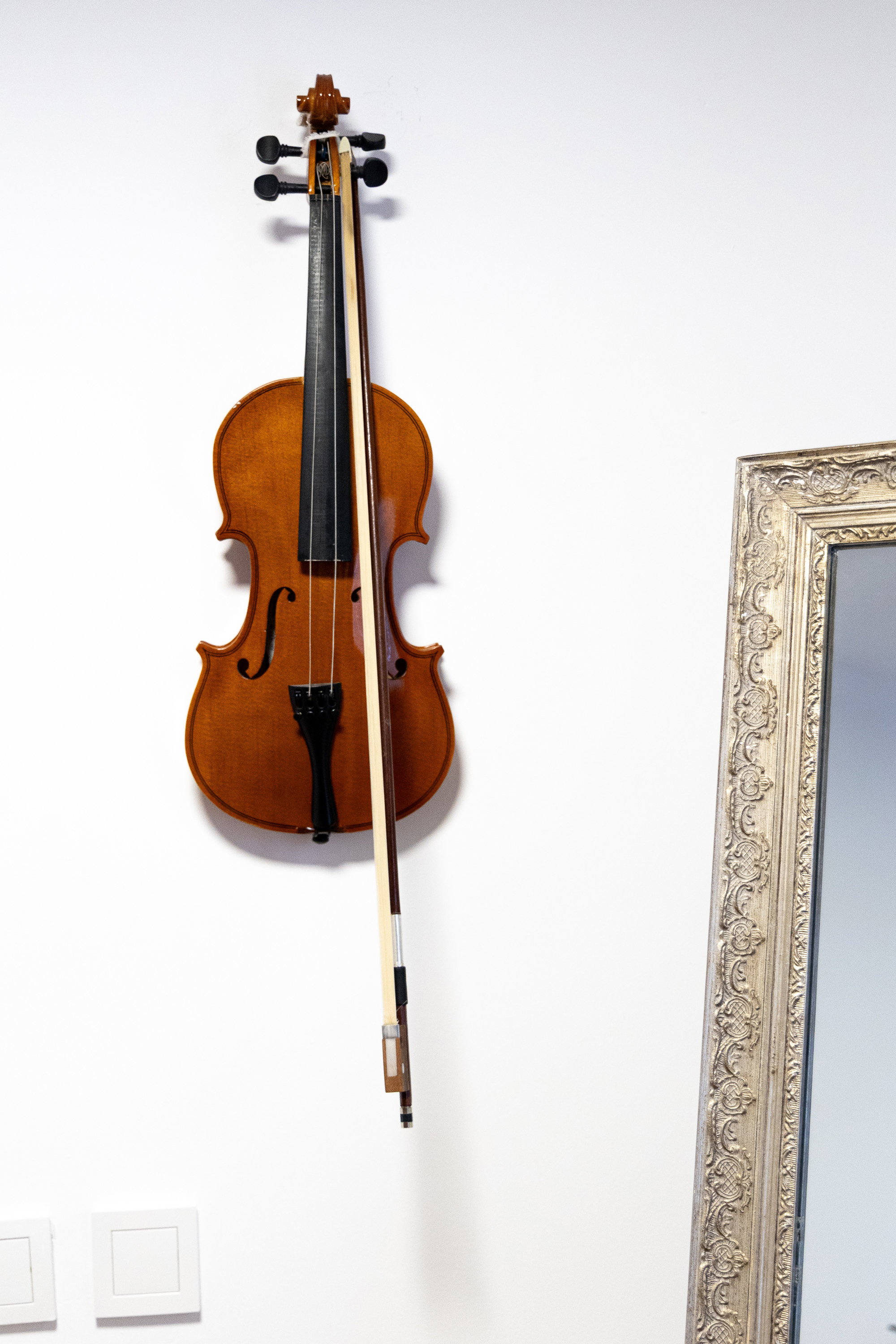 Decor featuring musical instruments