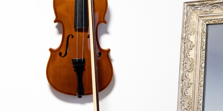 Decor featuring musical instruments
