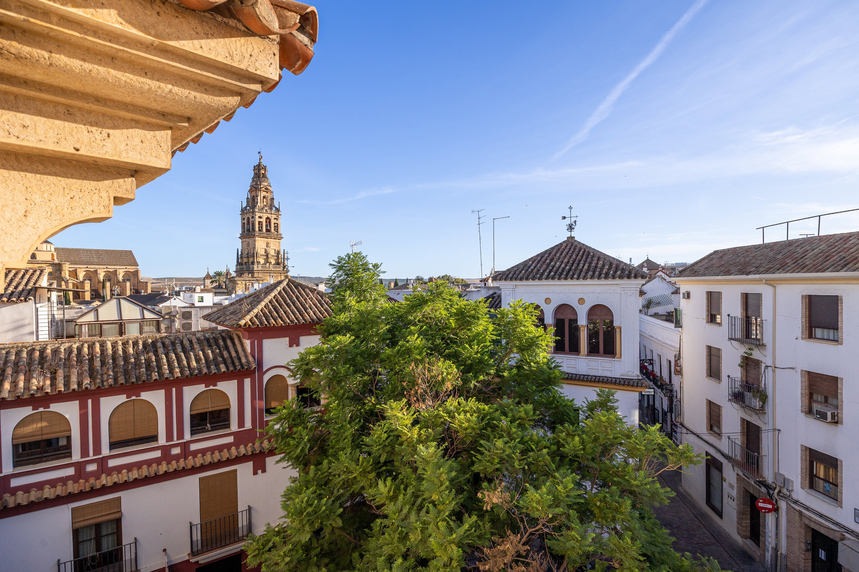 Inspiración musical, Mezquita & Barrio Judío cerca