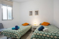 roomsBed