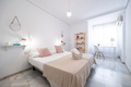 roomsBed