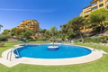 poolSwimmingPool