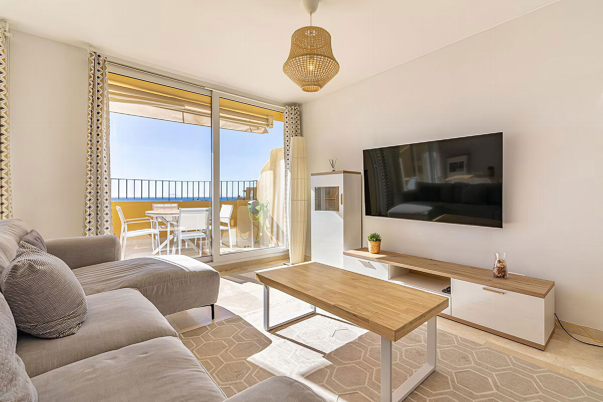 Salón común / sala de televisión, Communal lounge/ TV room