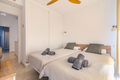 roomsBed