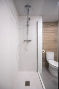 roomsBathroom