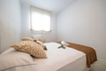 roomsBed