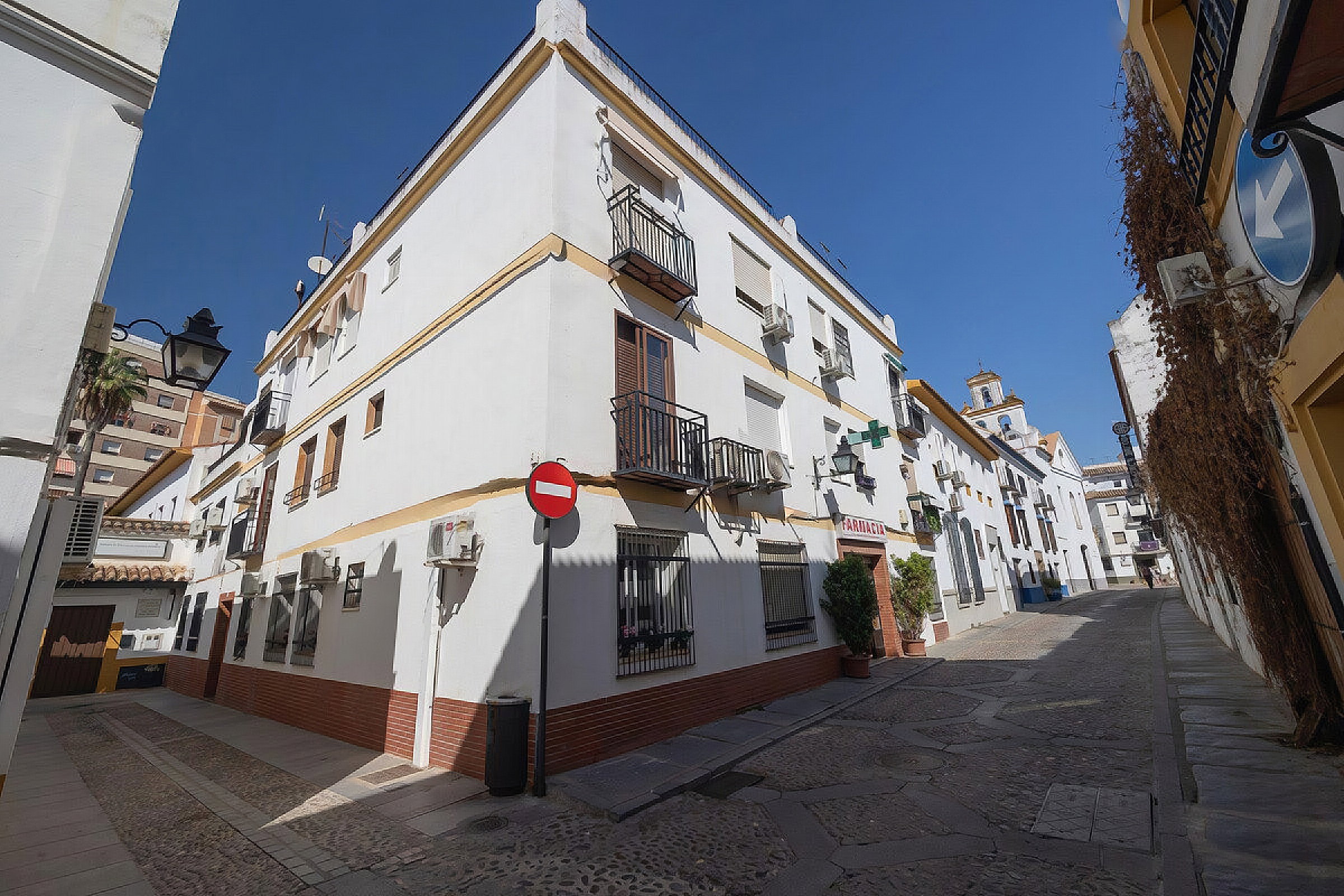 Edificio de propiedad, Property building