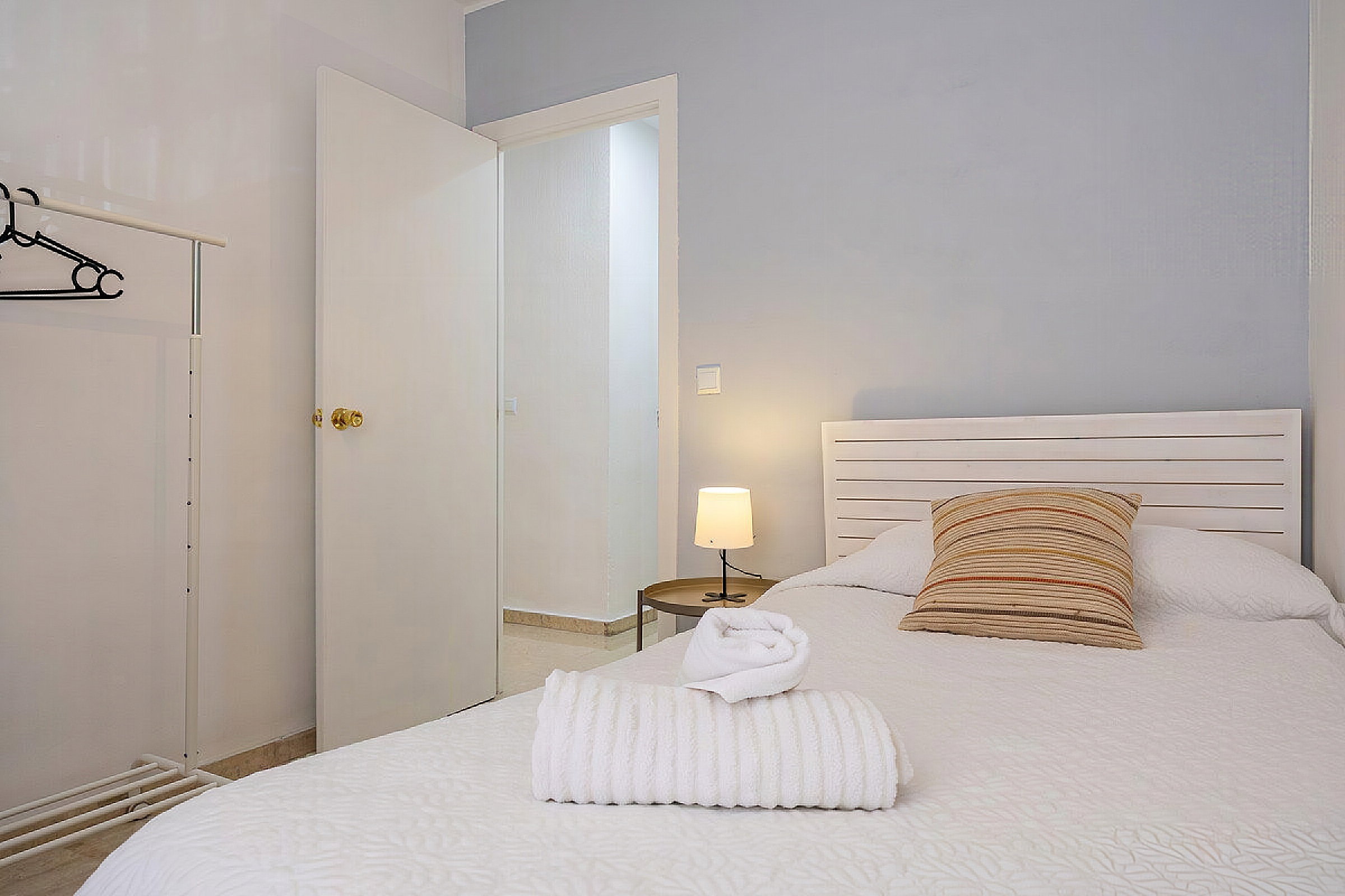 View (de propiedad / habitación), View (from property/room)