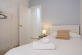 roomsBed