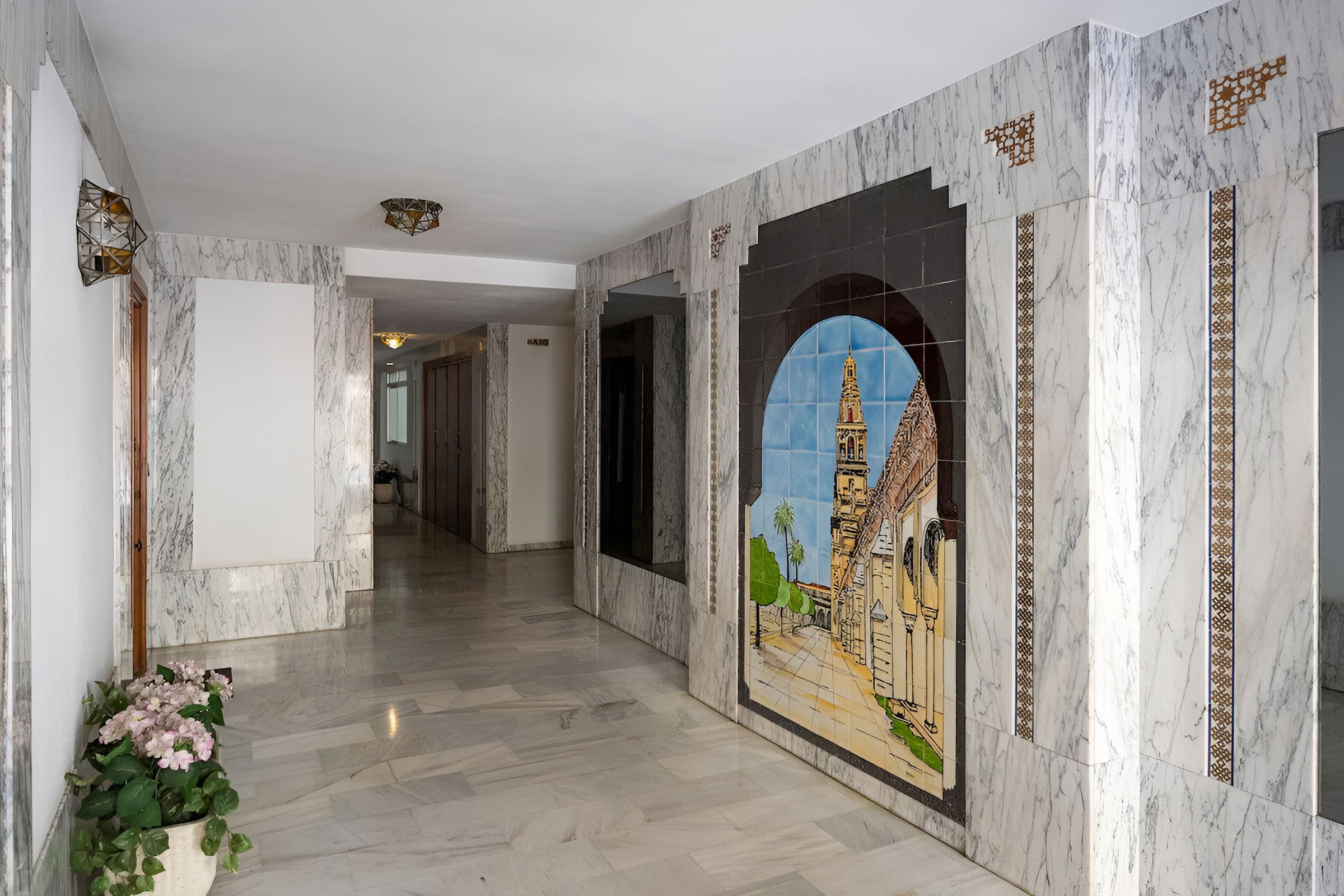 Zona y las instalaciones, Area and facilities