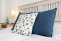 roomsBed