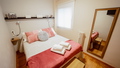 roomsBed