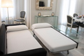 roomsBed