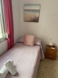 roomsBed