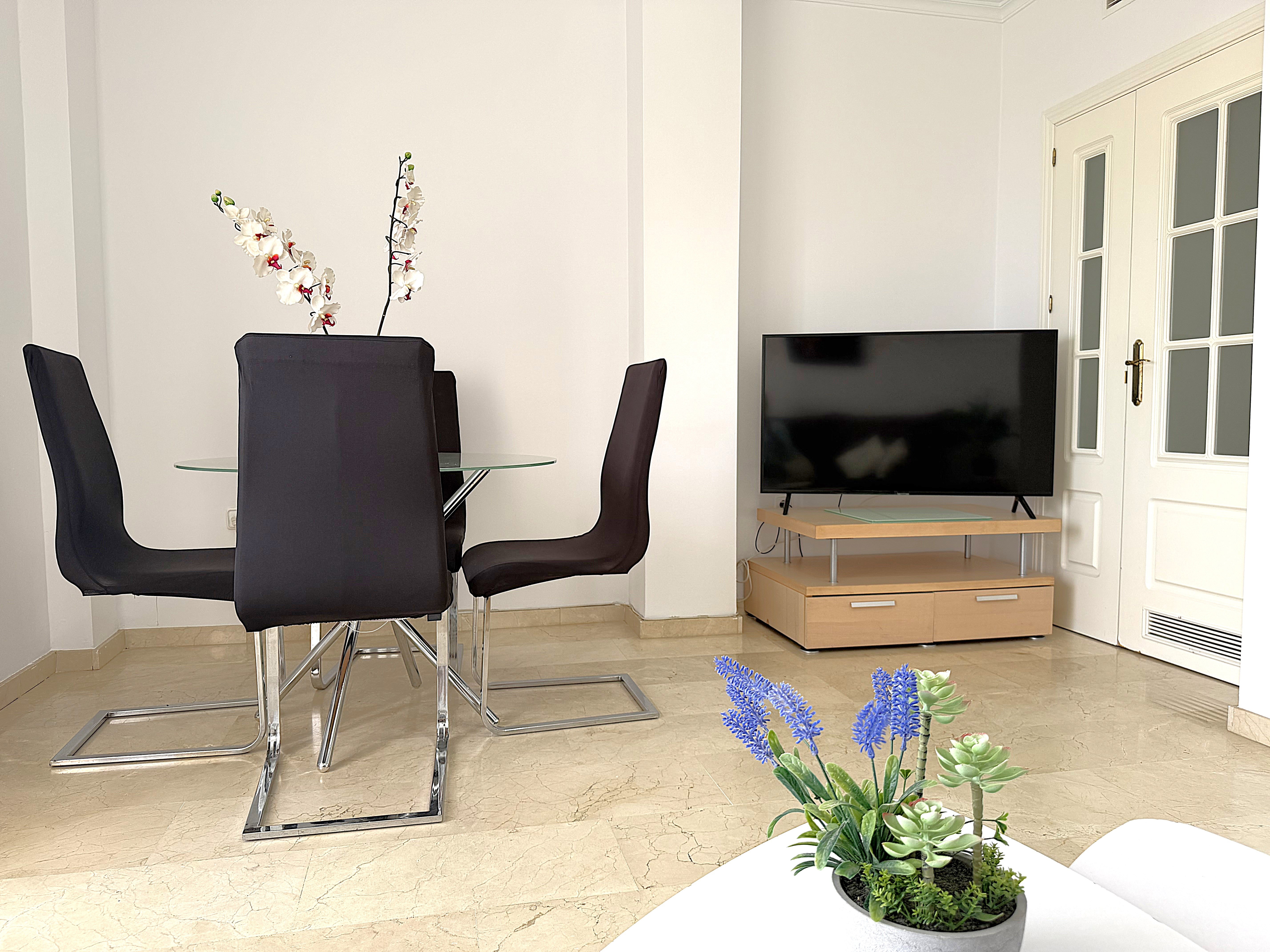 Encantador y elegante apartamento para disfrutar de Estepona.